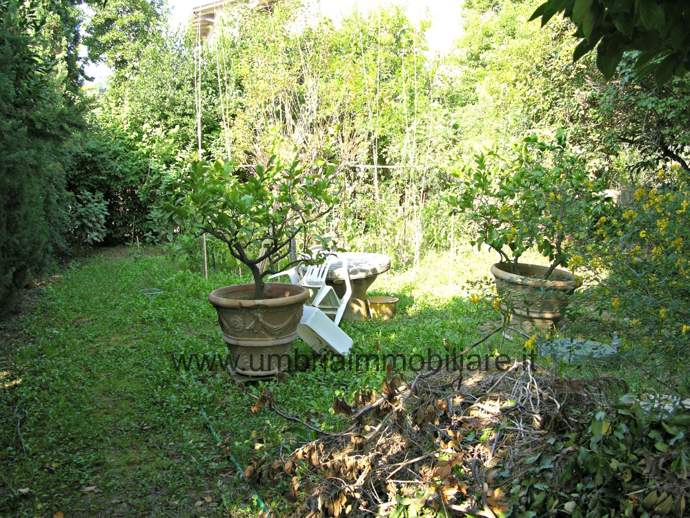 Ref. 120 villa between Perugia and Magione city
