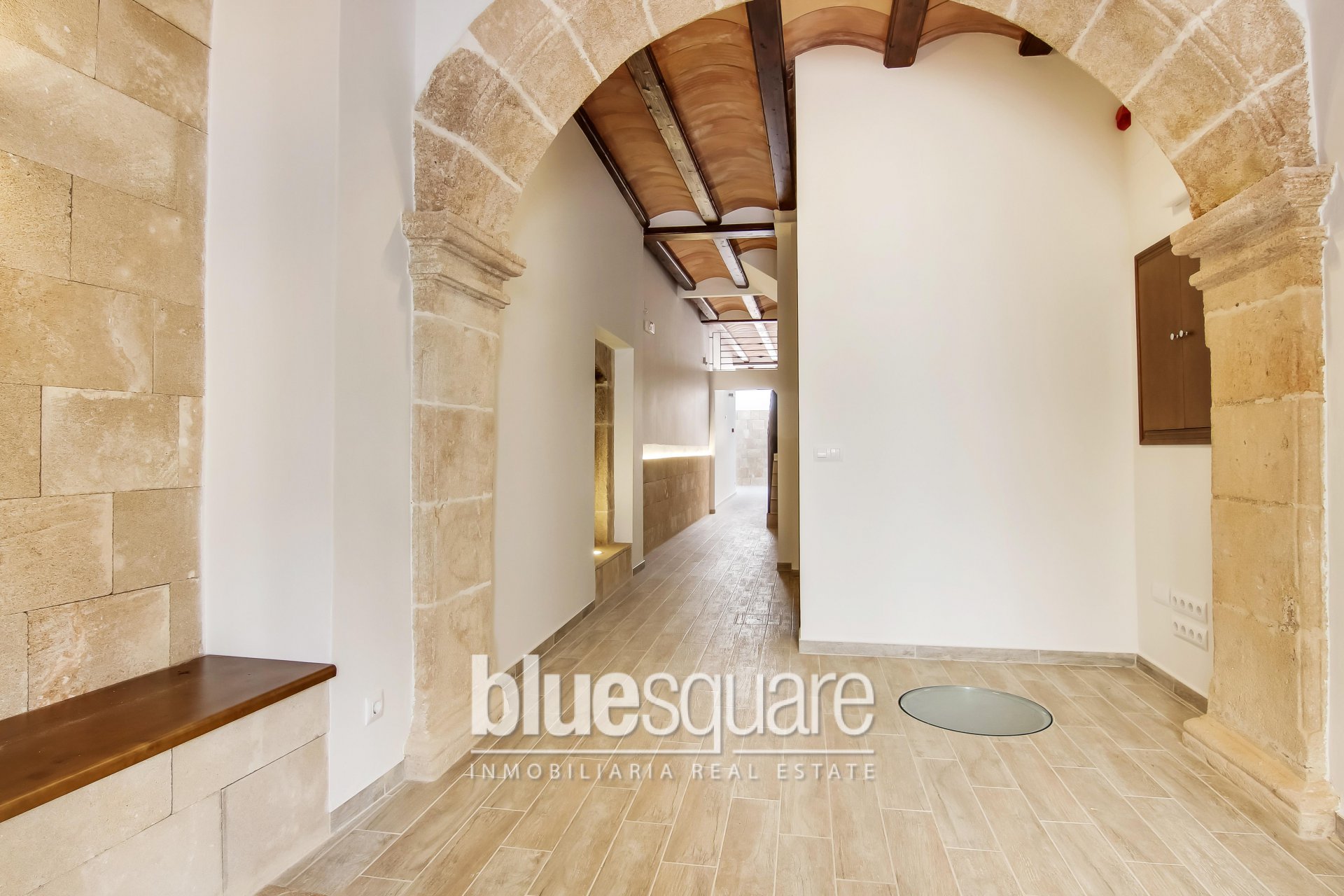 9513396635b911f96a1b873.38851558_d0a240a037_1920