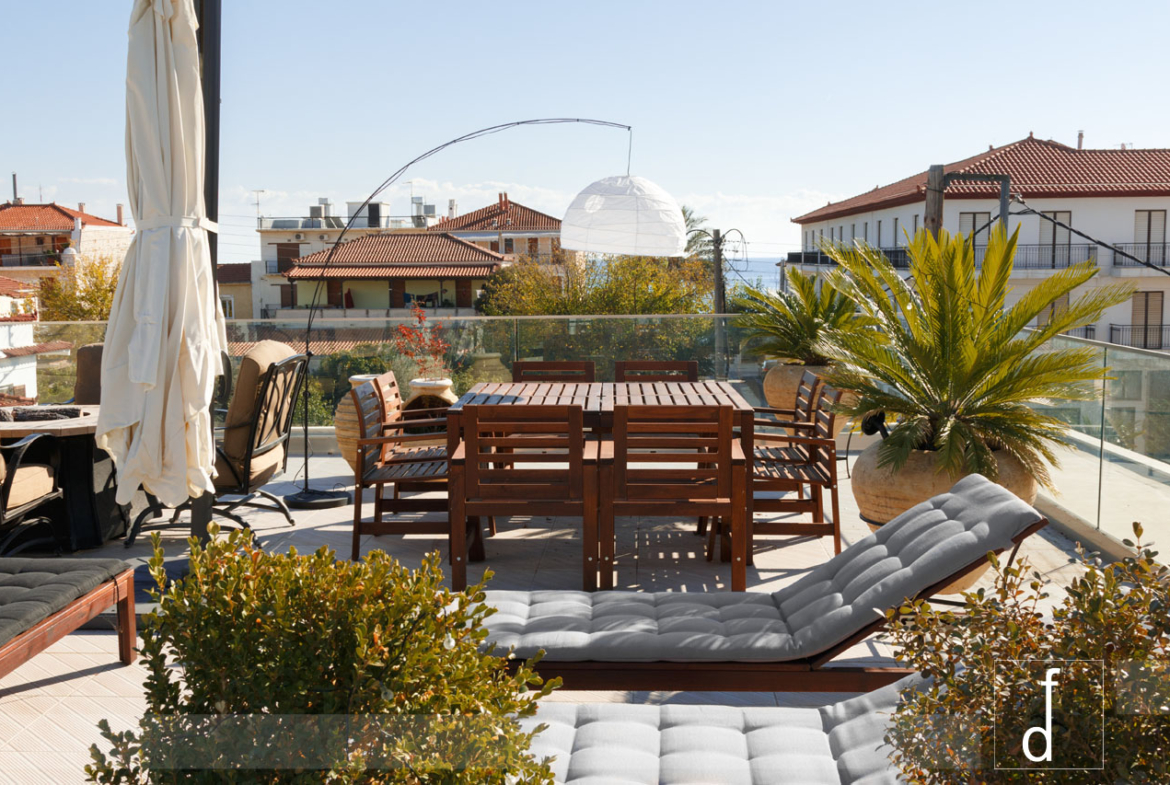 Beautiful Two-Storey Deatached House