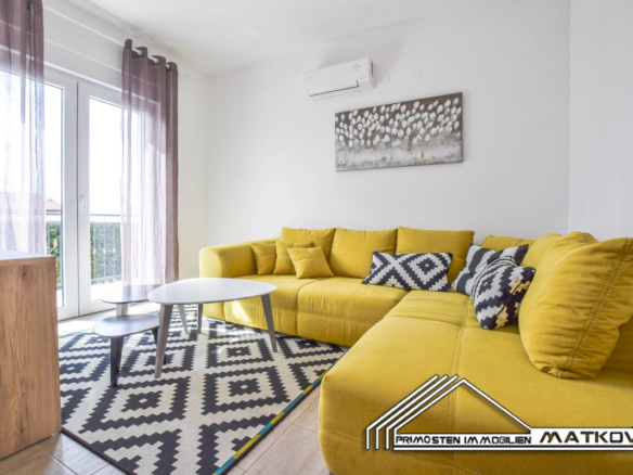 LUXURY APARTMENT ON THE GROUND FLOOR WITH SWIMMING POOL