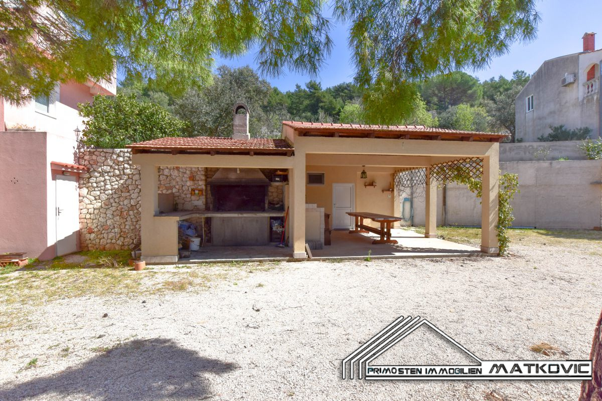 BEAUTIFUL WELL-KEPT APARTMENT HOUSE IN ROGOZNICA WITH BEAUTIFUL SEA VIEW