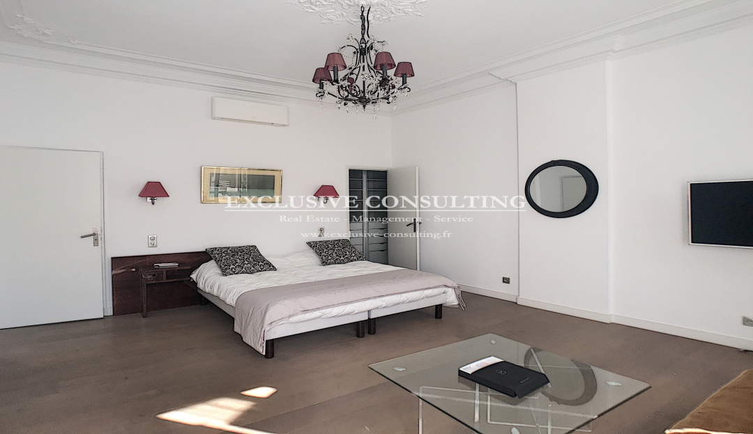 SALE APARTMENT – CANNES CENTER