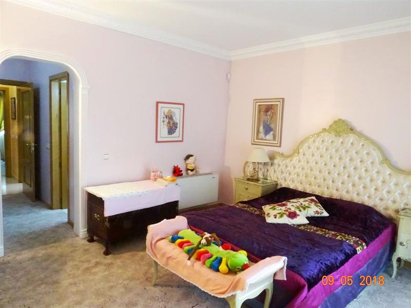 T4 apartment