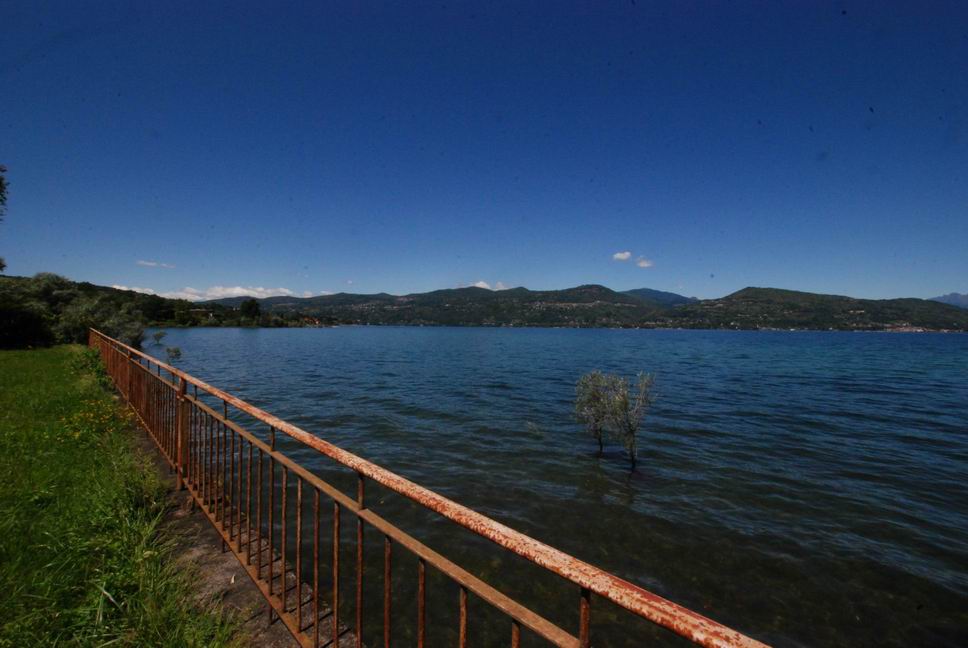 Villa overlooking Lake Maggiore, in Ispra.
