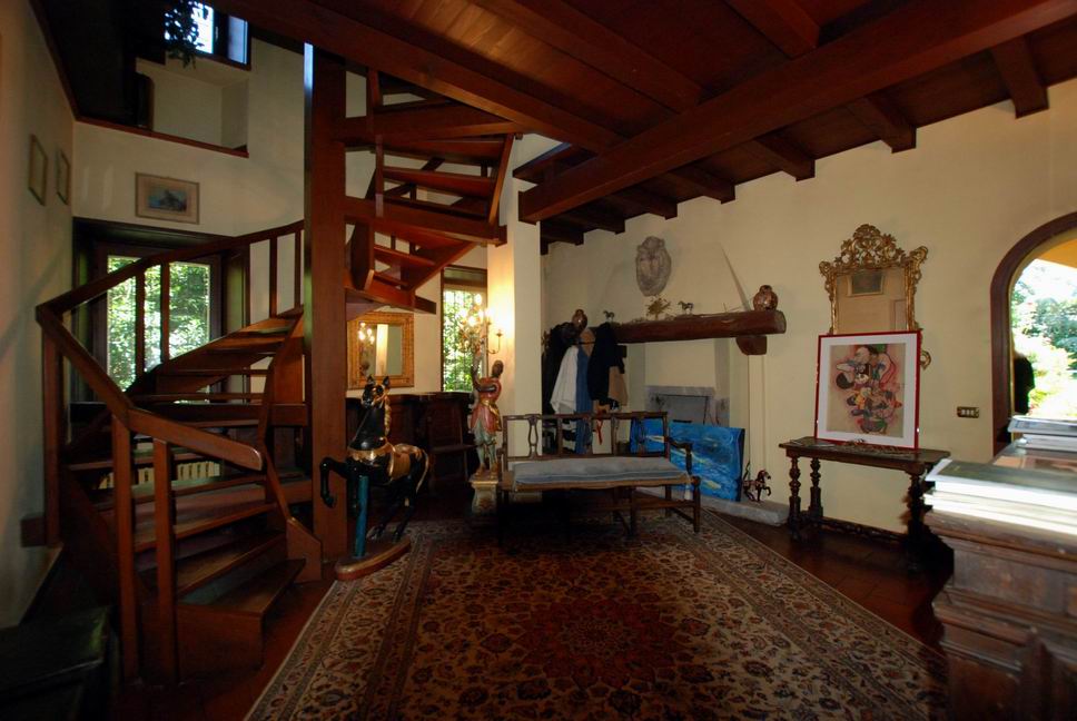 Villa overlooking Lake Maggiore, in Ispra.