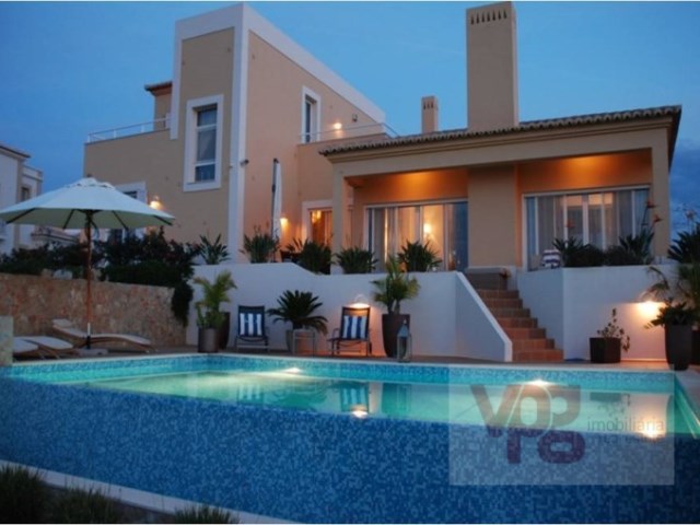 V3 – Villa