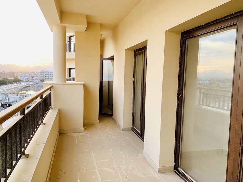 Three-bedroom Apartment Sea view