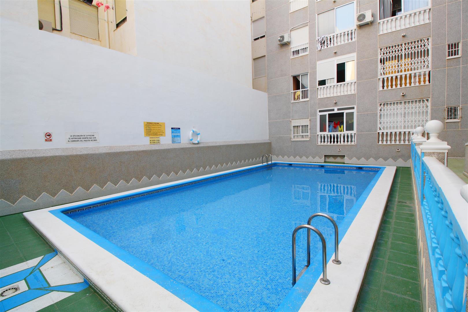 IMG_2825-Large Spacious apartment in Torrevieja.
