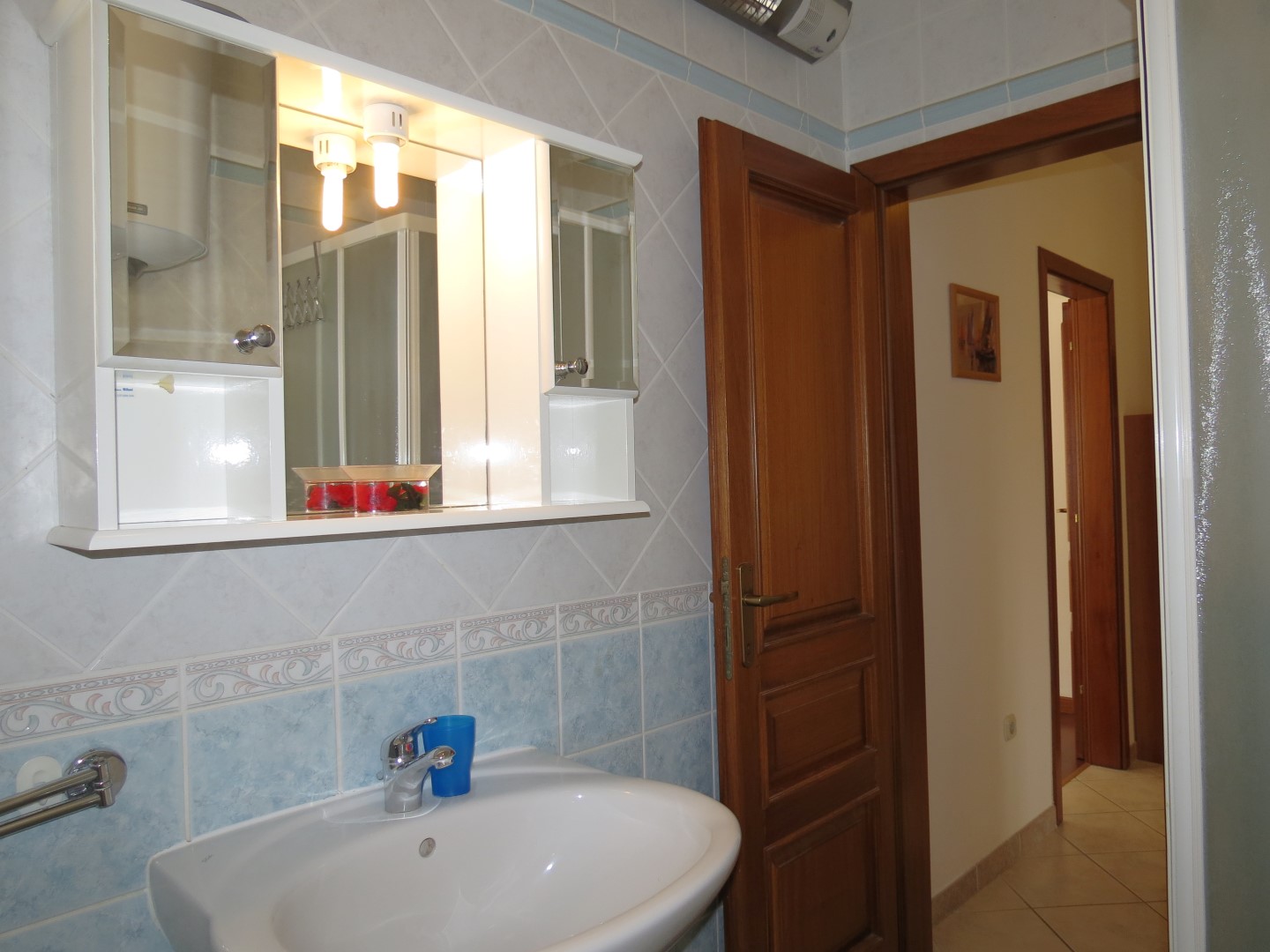 We are selling the apartment in excellent location, close proximity of Stupice camp.
