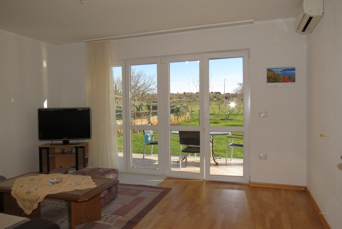 We are selling a very nice house in a quiet, neat village 10km from Poreč.