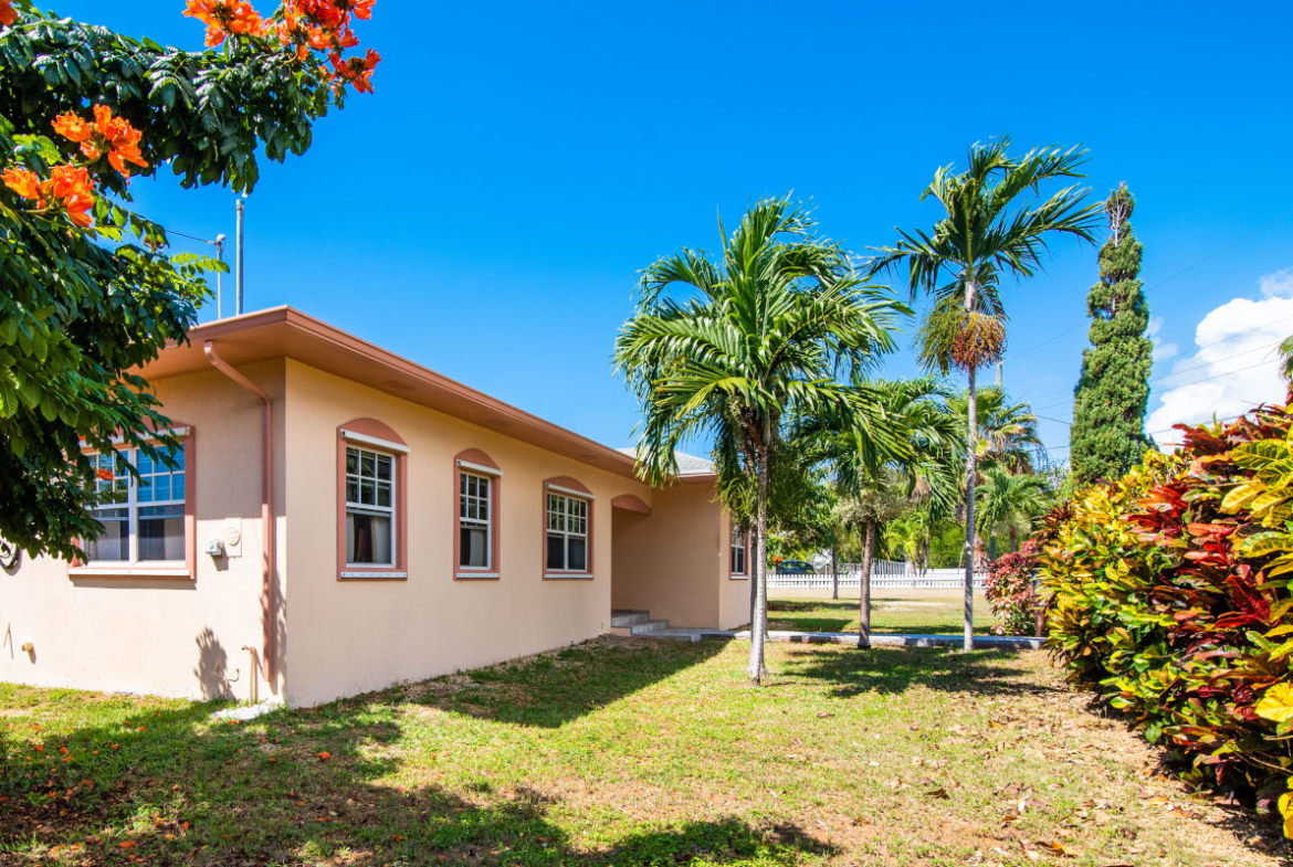 GRAND CAYMAN’s Property