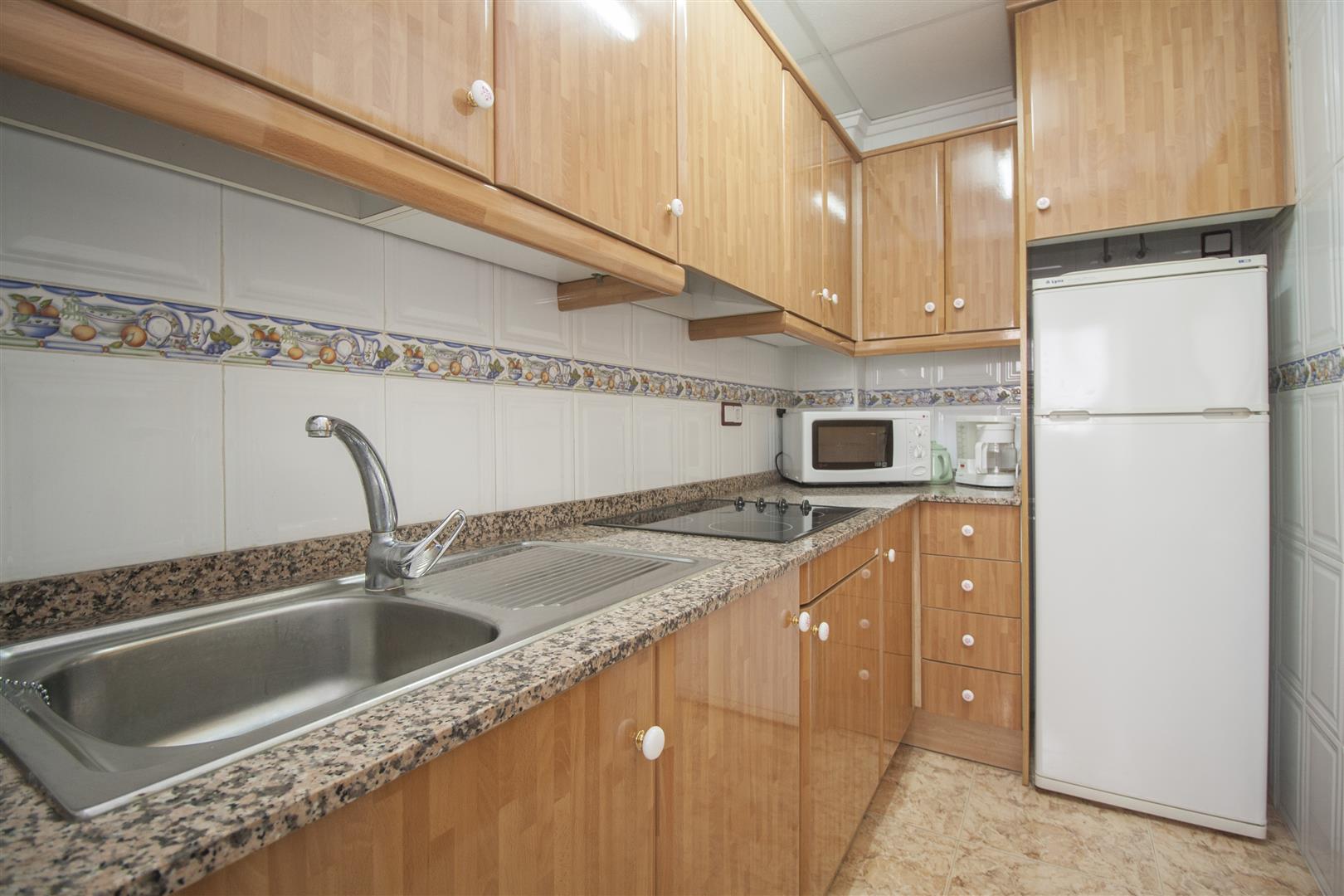 Apartment with own courtyard, in Torrevieja.