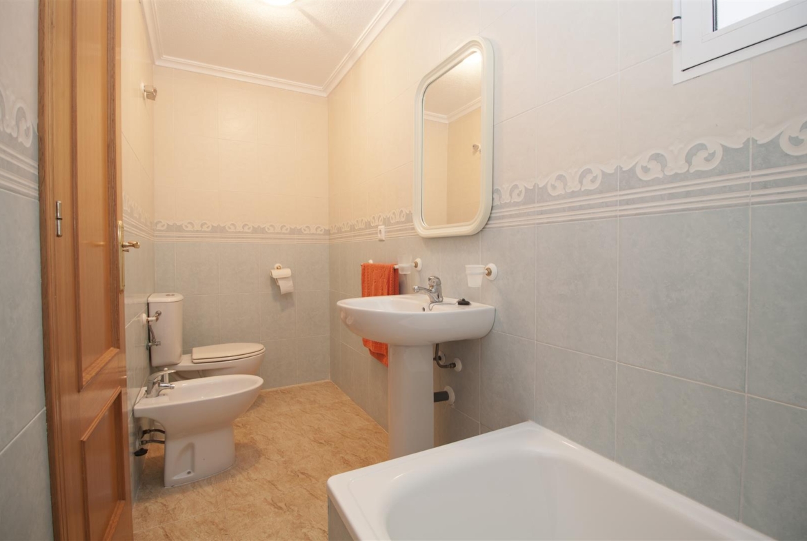 Two bedroom apartment in Torrevieja.