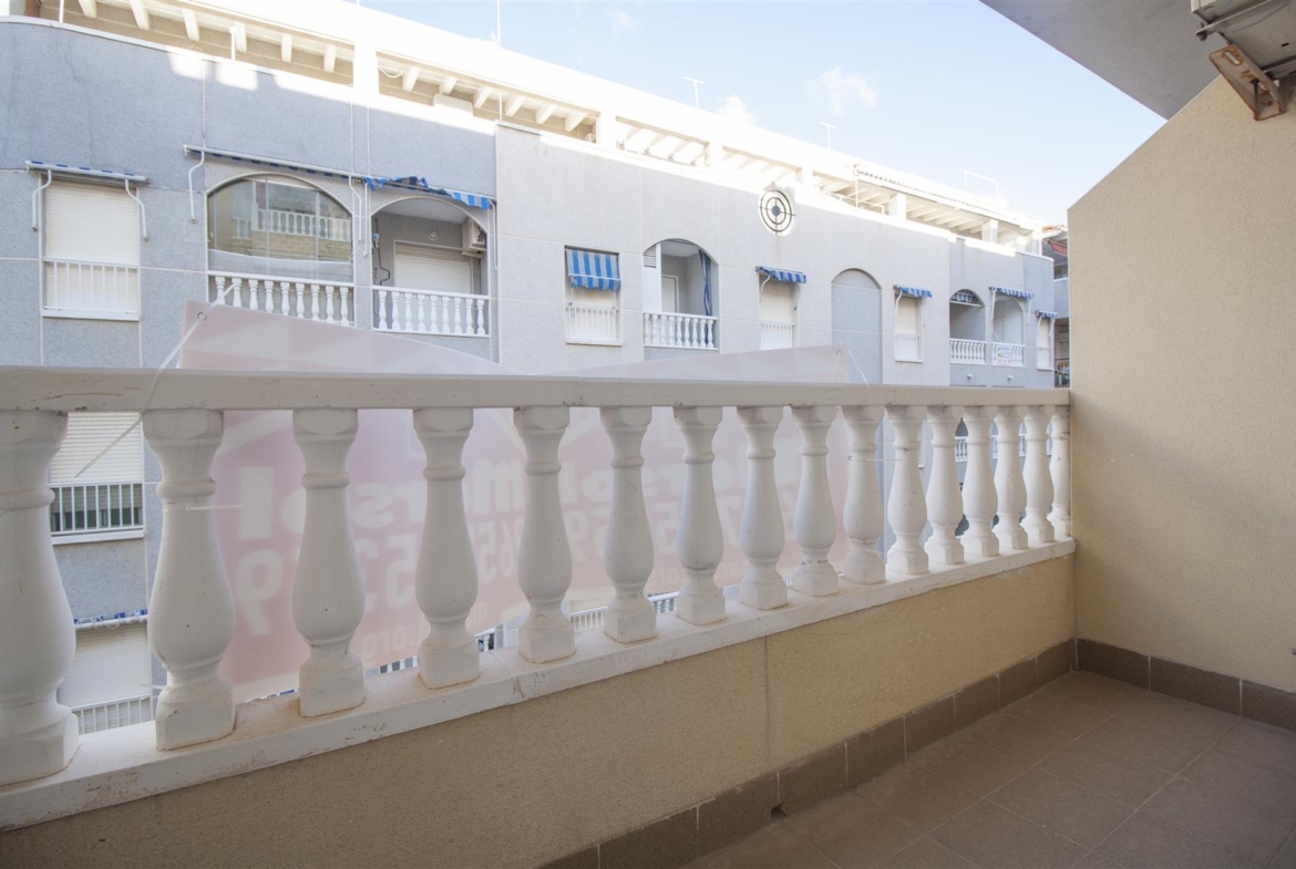 Two bedroom apartment in Torrevieja.