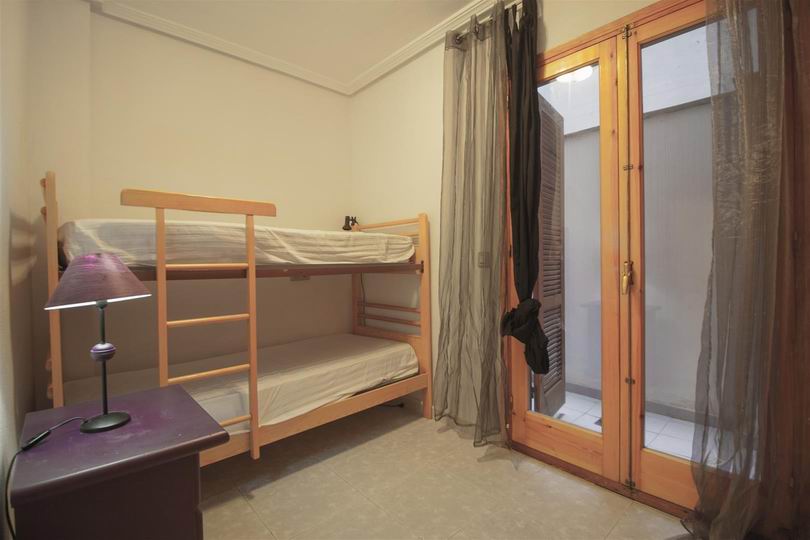 The apartment is in excellent condition, in Torrevieja.