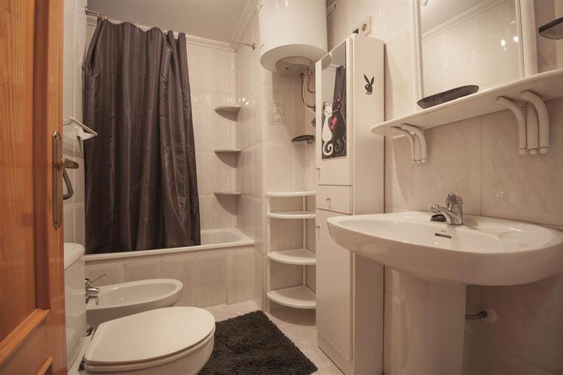 The apartment is in excellent condition, in Torrevieja.