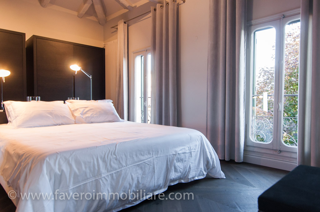 Venice hinterland in the Brenta Riviera Magnificent duplex apartment on historic building
