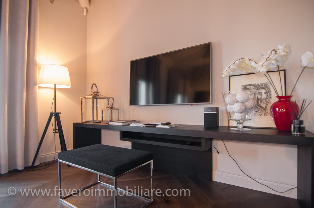 Venice hinterland in the Brenta Riviera Magnificent duplex apartment on historic building