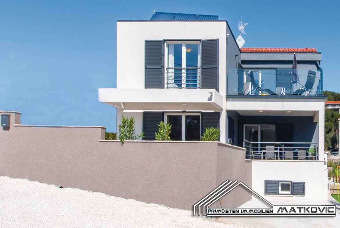 LUXURY VILLA WITH SEA VIEW AND SWIMMING POOL NEAR TROGIR