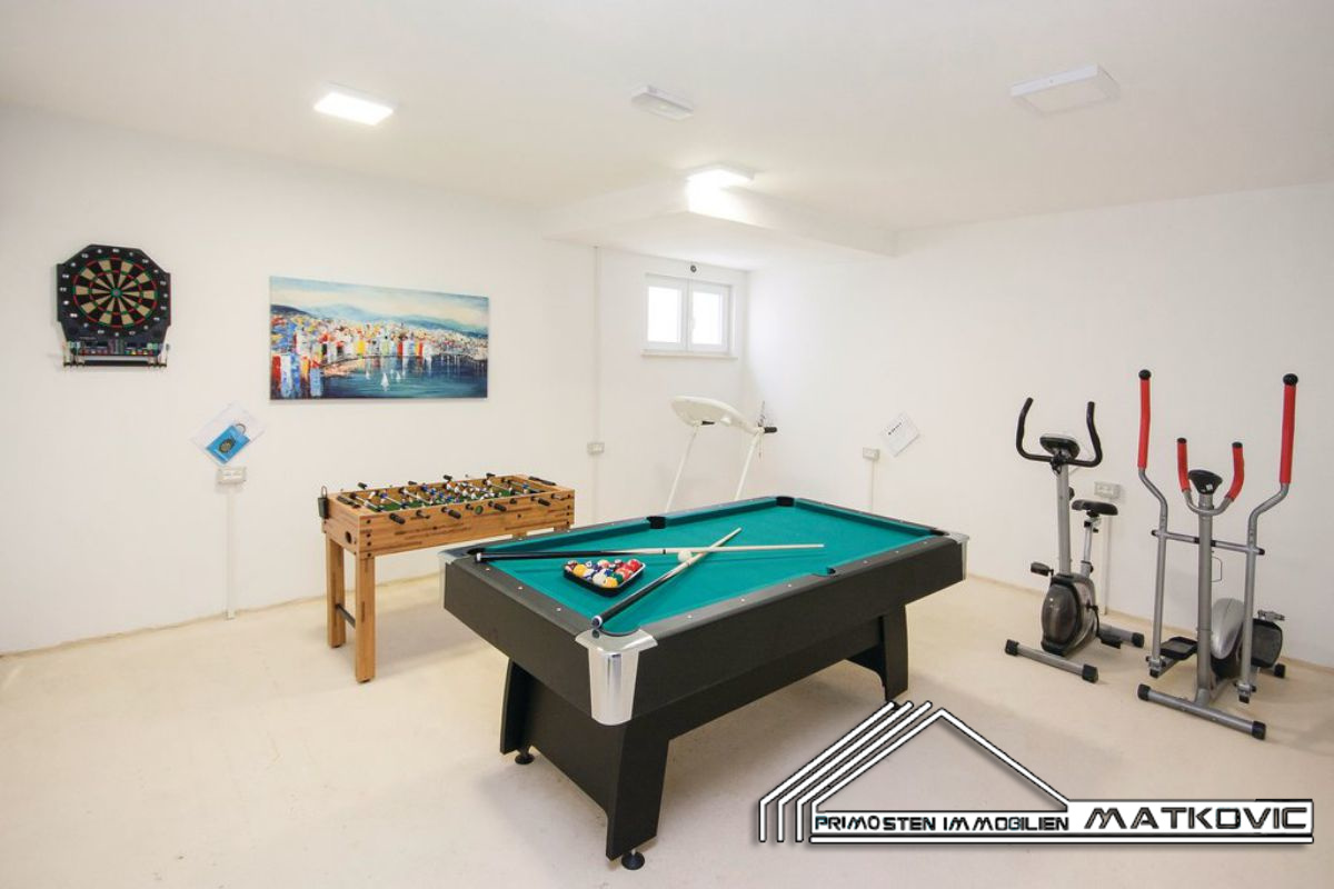 LUXURY VILLA WITH SEA VIEW AND SWIMMING POOL NEAR TROGIR