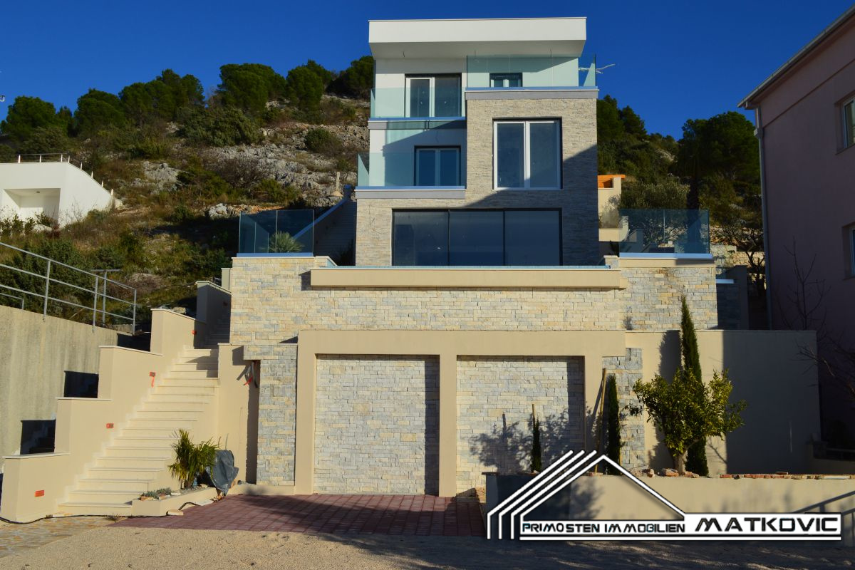 Novogradnja-villa-Rogoznica-3