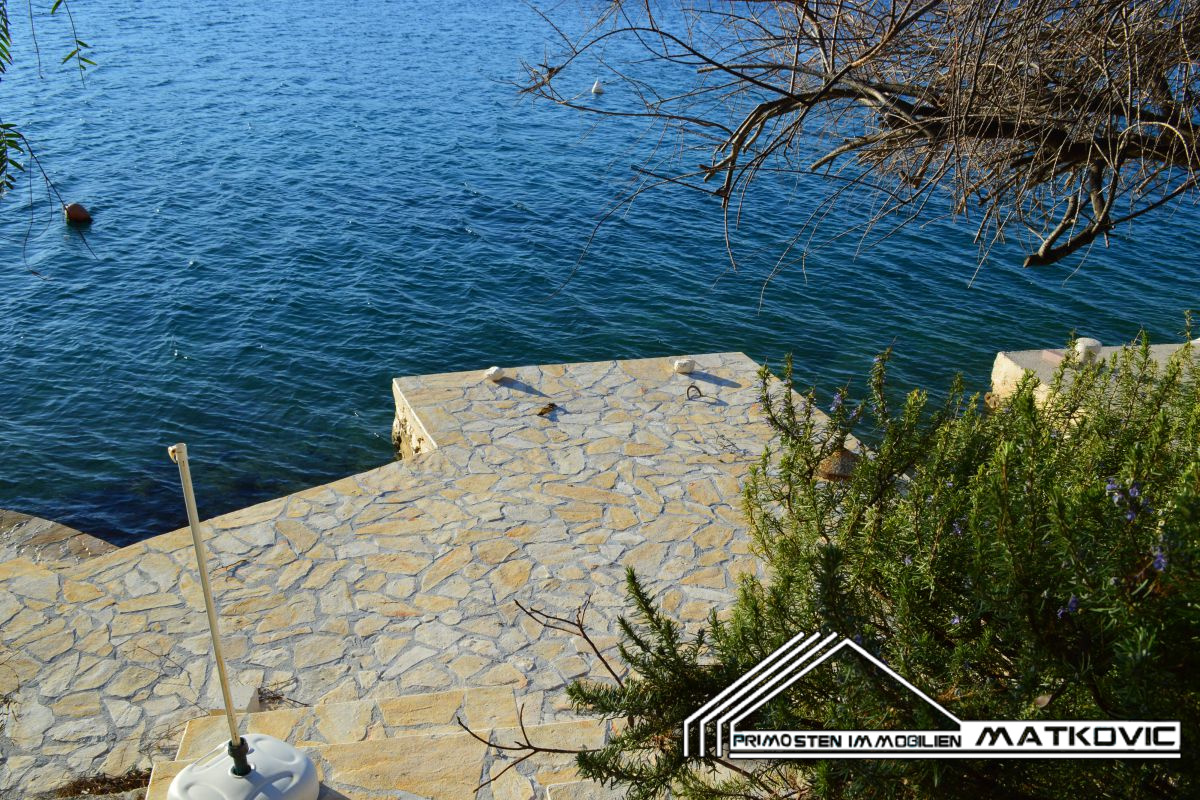 Novogradnja-villa-Rogoznica-8