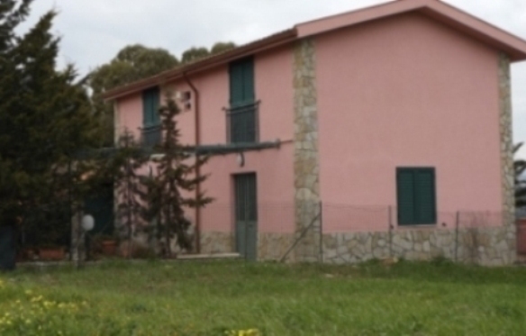 sh 454 villa, caccamo, Sicily