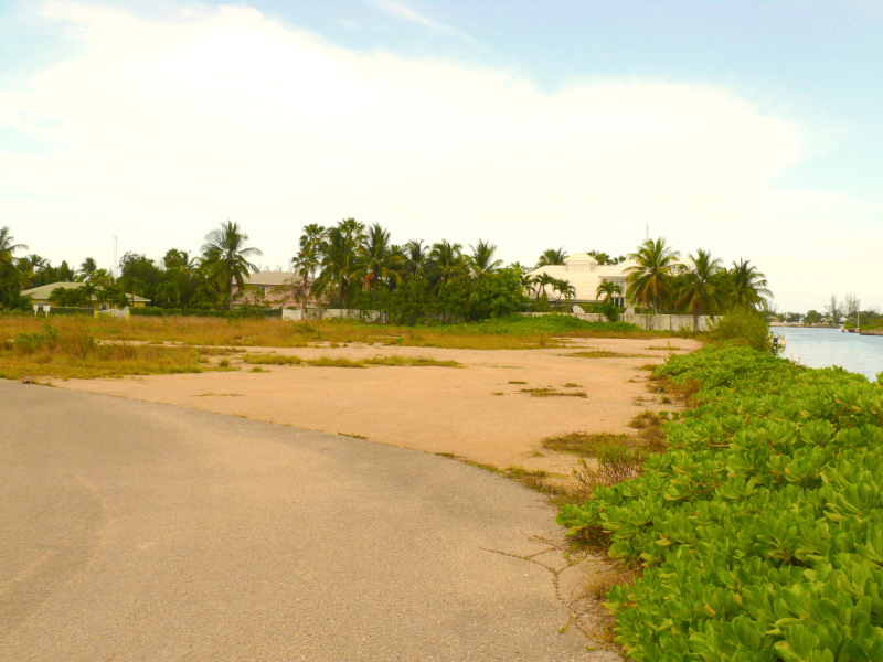 GRAND CAYMAN’s Property