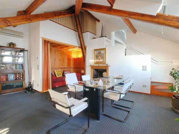 Two-level luxury apartment in Baveno.