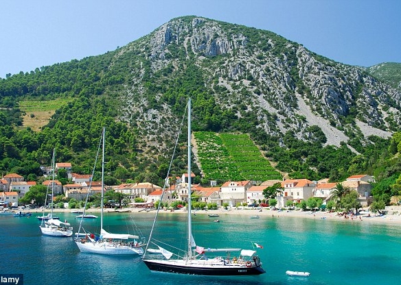 Building Plot by the Sea