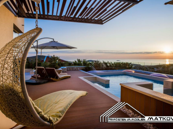 MODERN 5 STARS VILLA WITH FANTASTIC PANORAMIC VIEW IN PRIMOSTEN