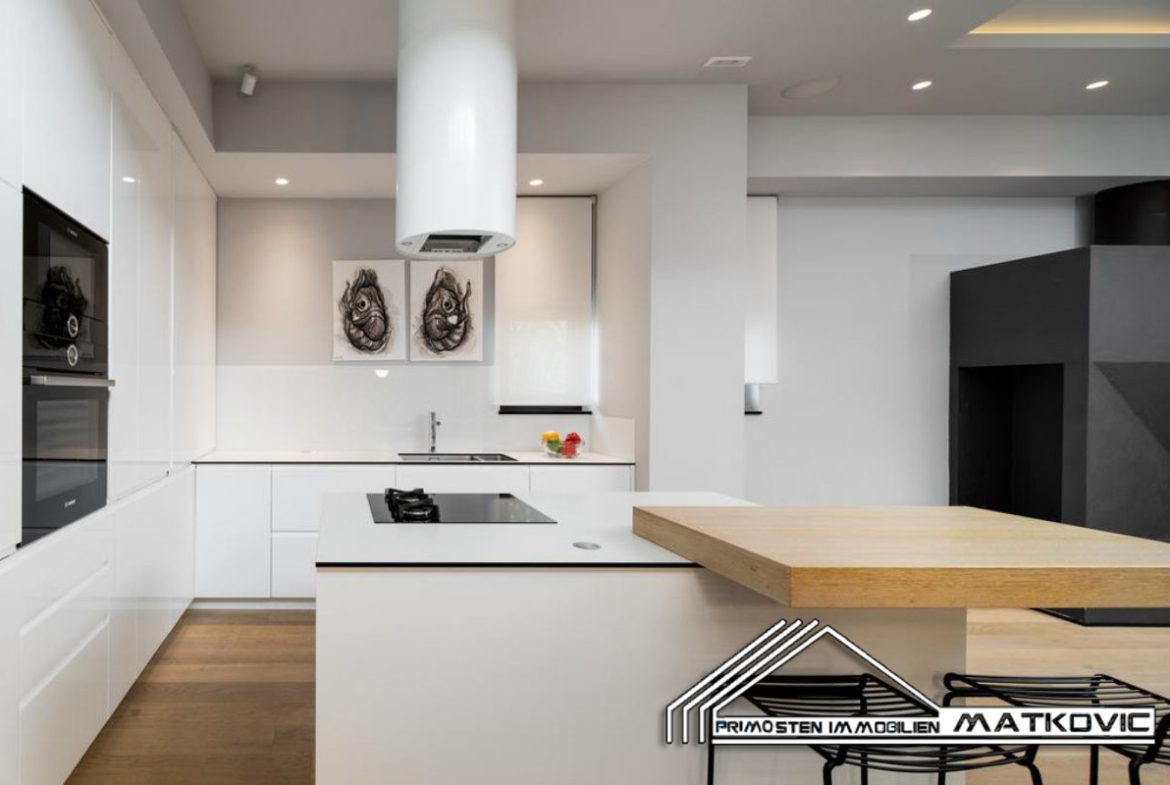 MODERN 5 STARS VILLA WITH FANTASTIC PANORAMIC VIEW IN PRIMOSTEN
