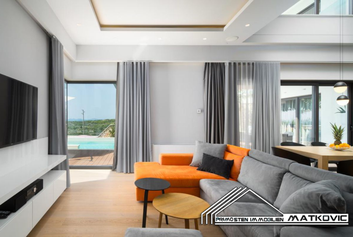 MODERN 5 STARS VILLA WITH FANTASTIC PANORAMIC VIEW IN PRIMOSTEN