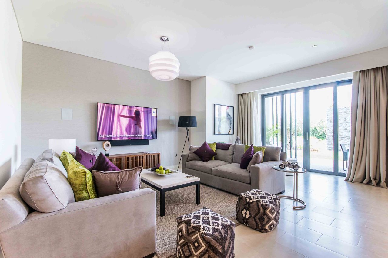 Elegant villas and apartments for sale at Dubai