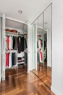 Apartment with two bedrooms, in a condominium, in New York.