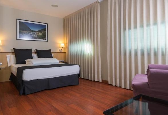 A building with 59 luxury apartments, on the ski slopes, in Andorra.
