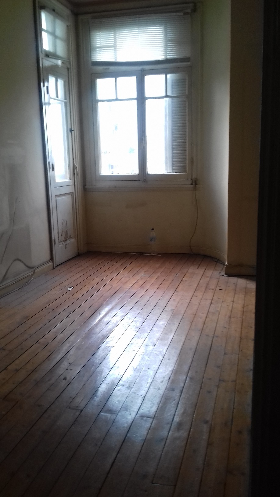 apartment in a preserved building