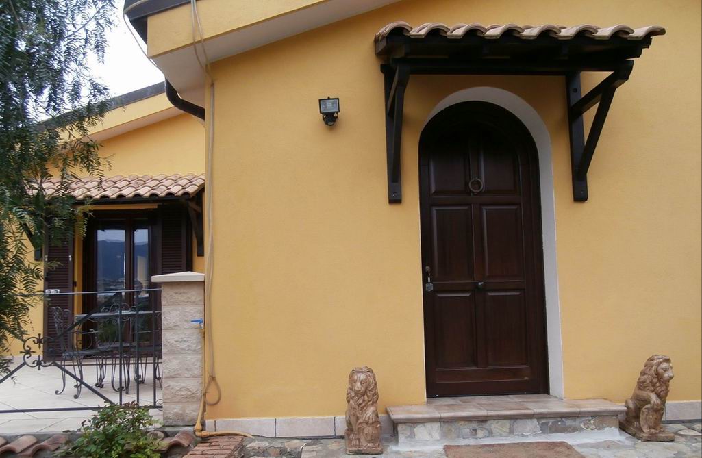 Villa with panoramic view, in San Remo.