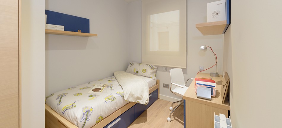 Apartment in a new house in the center of Barcelona.