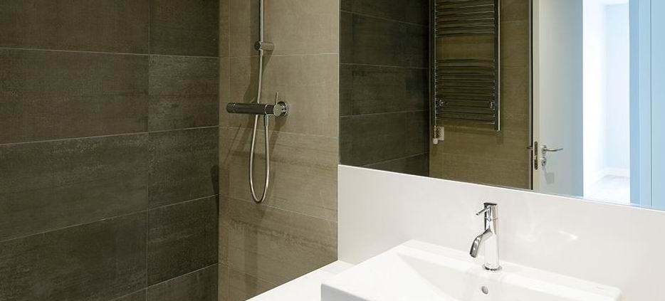 Spacious apartment in a new house in the prestigious area of ​​Barcelona.