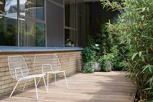 Apartment in a new residential complex in Central London.