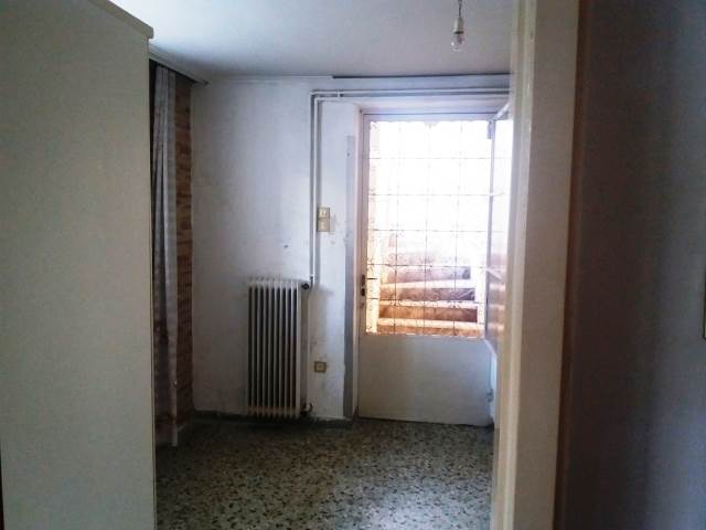 HOT SALE! big apartment for repair!