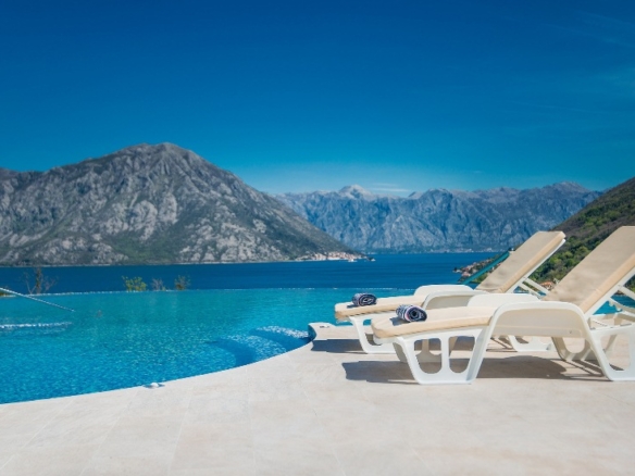 Luxury holiday apartments for sale in Montenegro