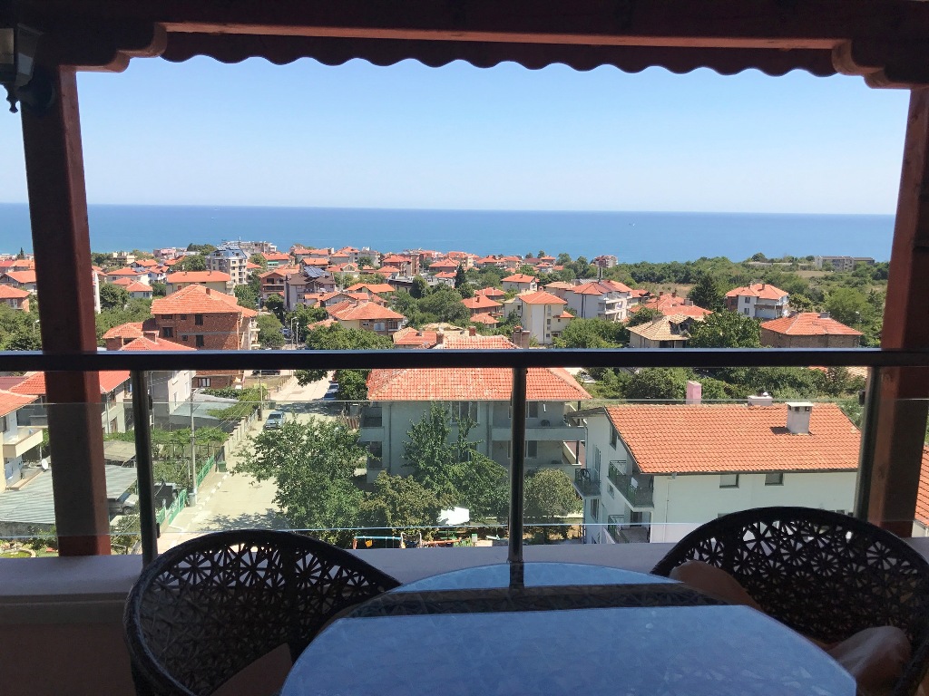 Apartment in Obzor with a panoramic sea view of 270 degrees