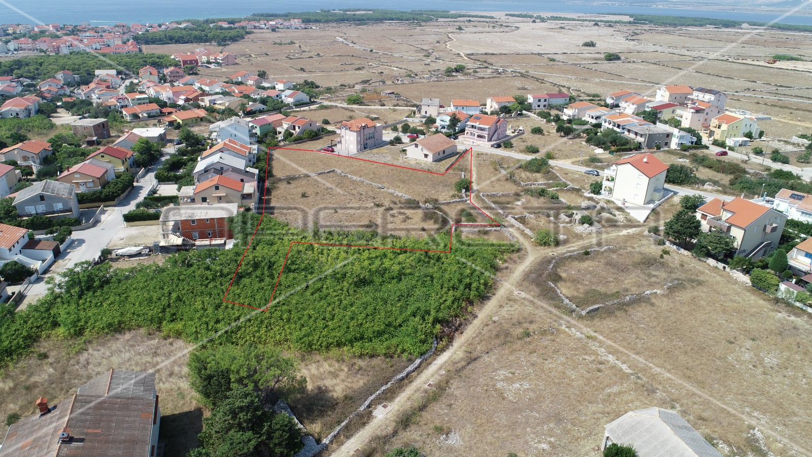 Building land, 4.500m2, Povljana, Croatia