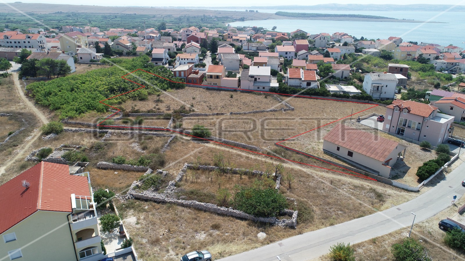 Building land, 4.500m2, Povljana, Croatia