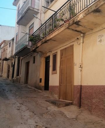 Apt in Sicily – Apt Triassi