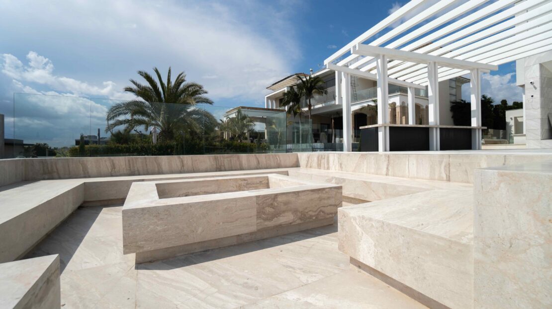 EXCLUSIVE VILLA IN LIMASSOL